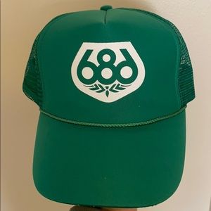✳️ 686 Trucker Hat ✳️